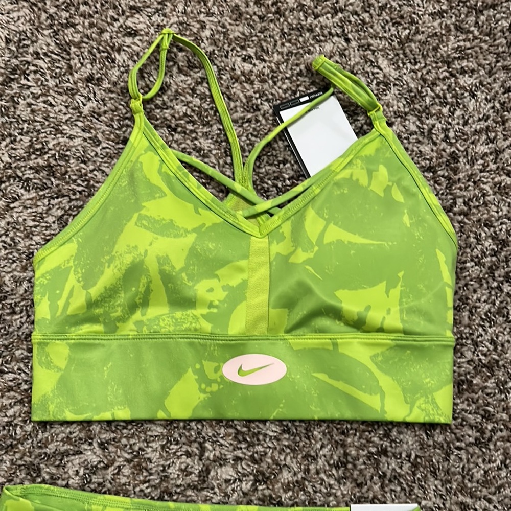 Nike Set size Small - Picture 2 of 3